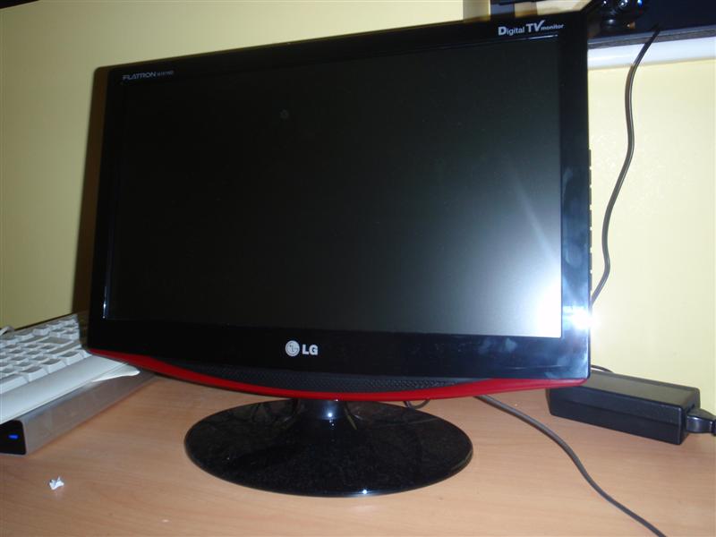 LG Flatron M197WD