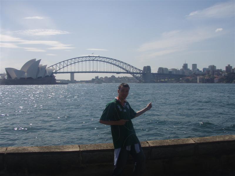 Me and the Harbour Bridge, nice isn't it?